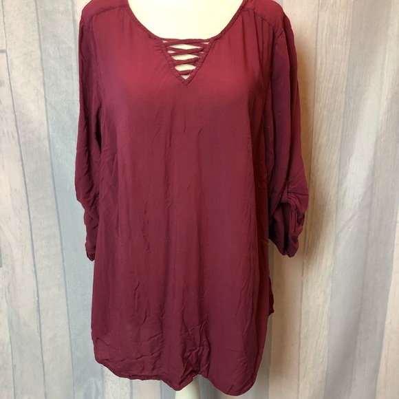 TORRID  V-Neck Top Blouse Tunic Quarter Sleeve - Picture 1 of 5